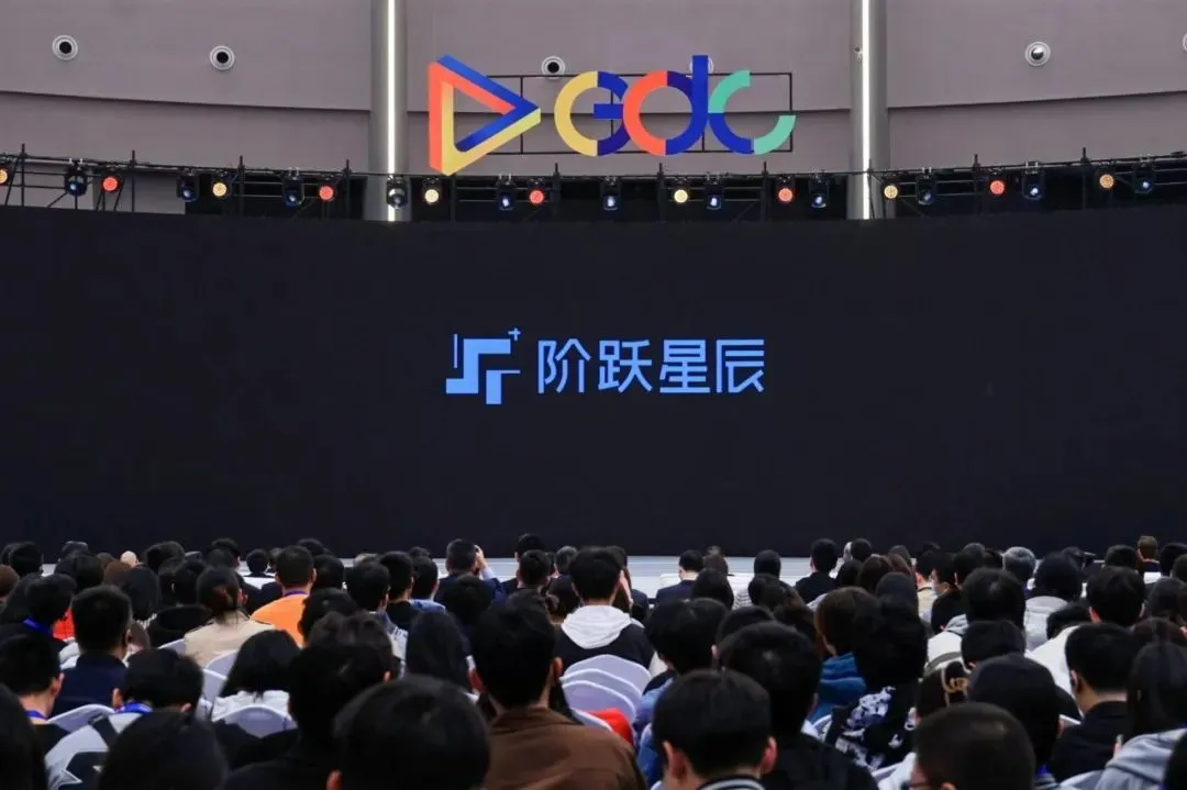 彭博:下个颠覆人工智能的“DeepSeek”还将来自中国,会是谁?