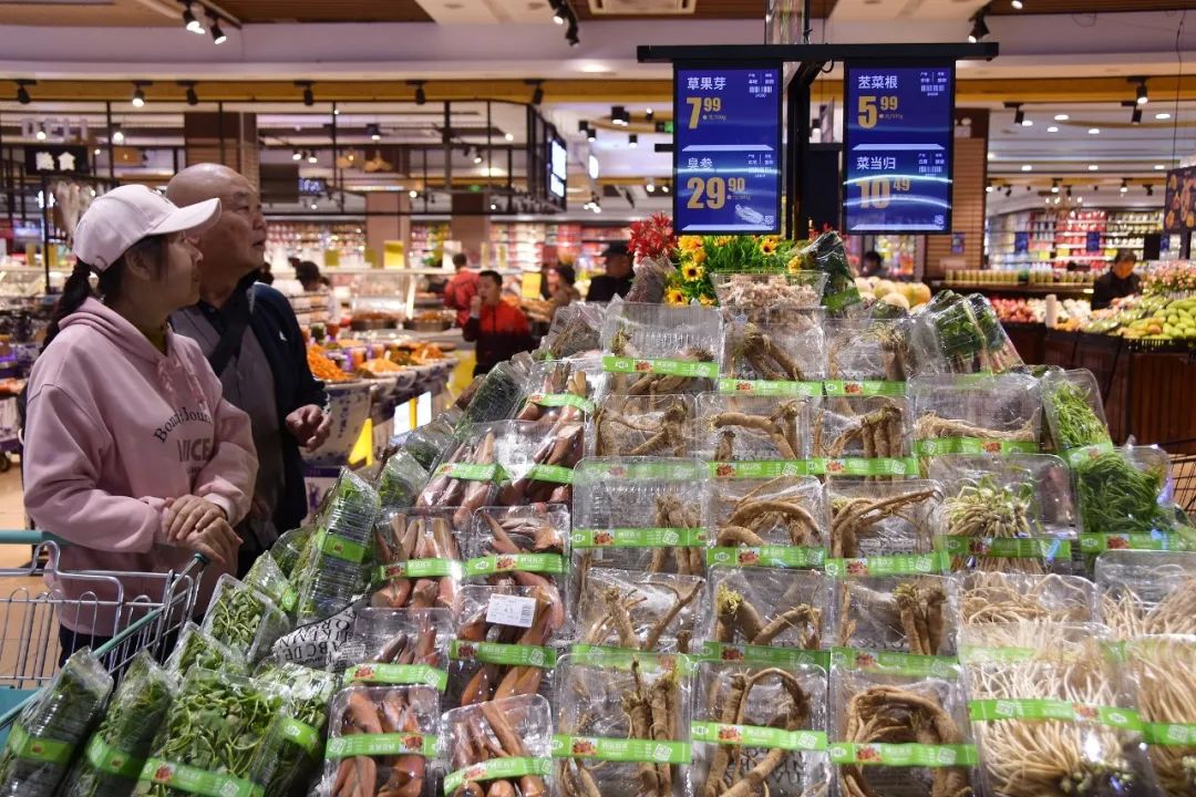 年轻人爱上“打野”:有人卖“神器”月入数万,有商家生意增长300%